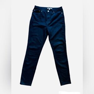 FOREVER 21 BLACK SKINNY JEANS